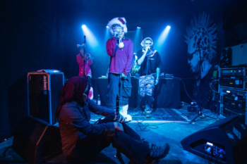 2502-hiphop_3ezwa-02-7008.jpg
