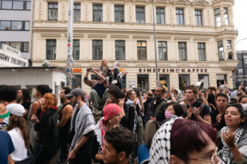 2507-checkpointcharlie-57-11405.jpg