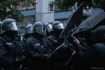 2508-rigaer94demo-07-22012.jpg