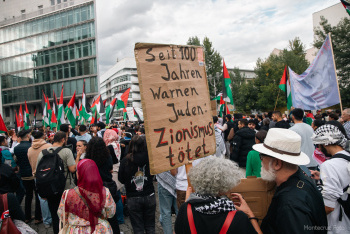 2509-checkpointcharlie-14-22047.jpg
