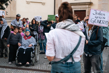 2509-gilanancyprotest-17-1250.jpg