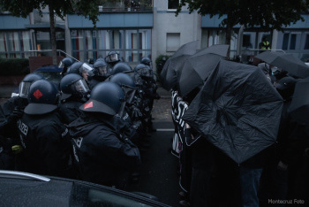 2508-rigaer94demo-03-22008.jpg