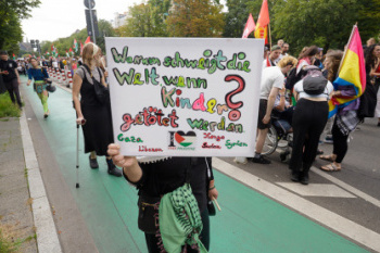 2507-queerpride-20-9759.jpg