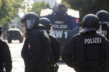 17-g20-youthdemo-4838.jpg