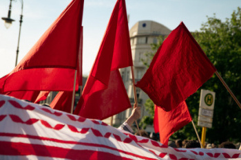 2405-maydaydemo-02-4793.jpg