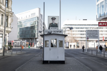 2003-checkpointcharlie-0012.jpg