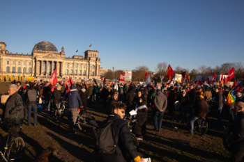 2503-stoparminggermany-07-1829.jpg