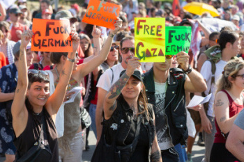 2506-united4gaza-47-0019.jpg