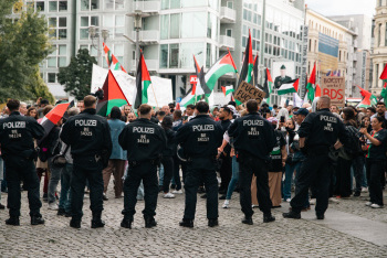 2509-checkpointcharlie-17-22083.jpg