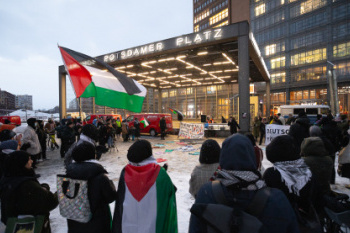 2401-stoparmingisrael-10-4472.jpg
