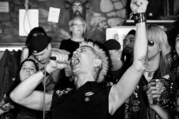 19-blacklist-trinkteufel-7777.jpg